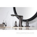 Double Handle Handle 3-Hole Bilik Mandi Mixer Faucet